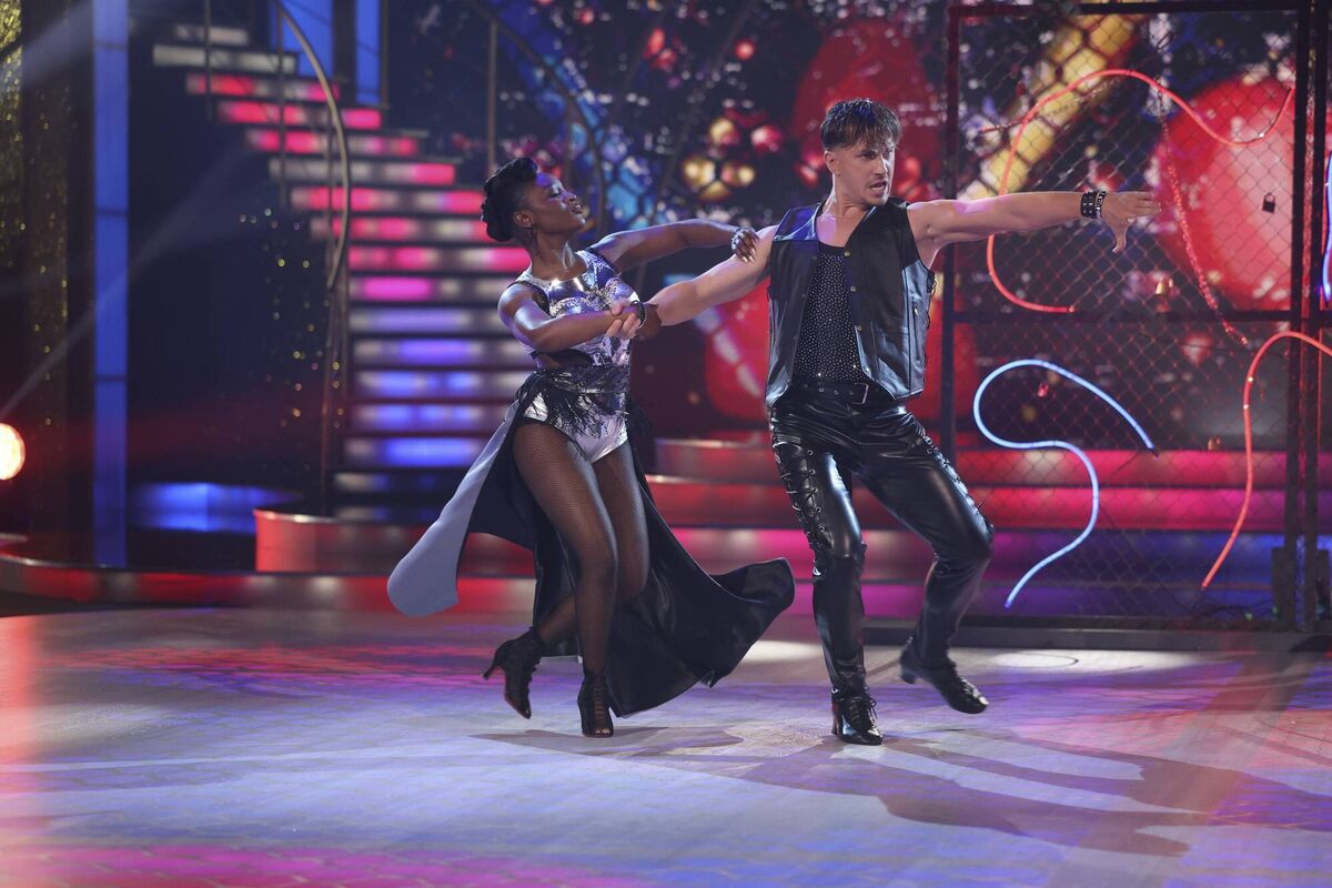 Singer Tolu Makay with Maciej Zieba during last Sunday's live show. Picture: Kyran O’Brien /kobpix. 