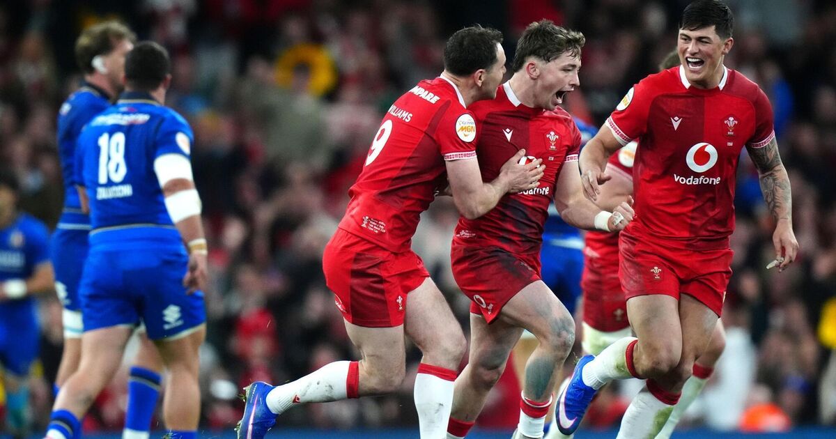 After 15 games and 1099 days, Wales win again with bonus-point victory over Italy 