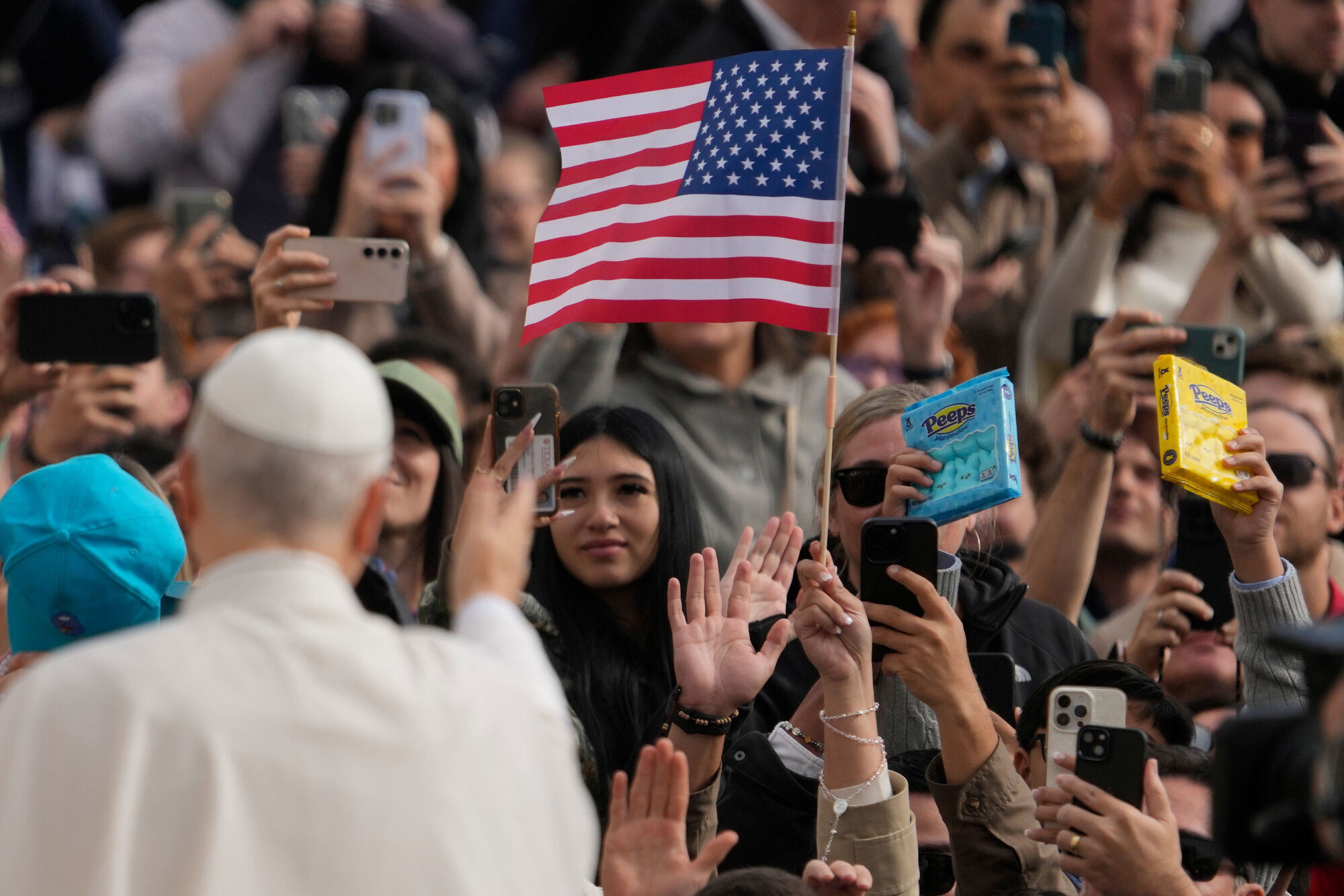 Pope Leo hits out at 'atrocious violence' of Iran war as he calls for ceasefire 