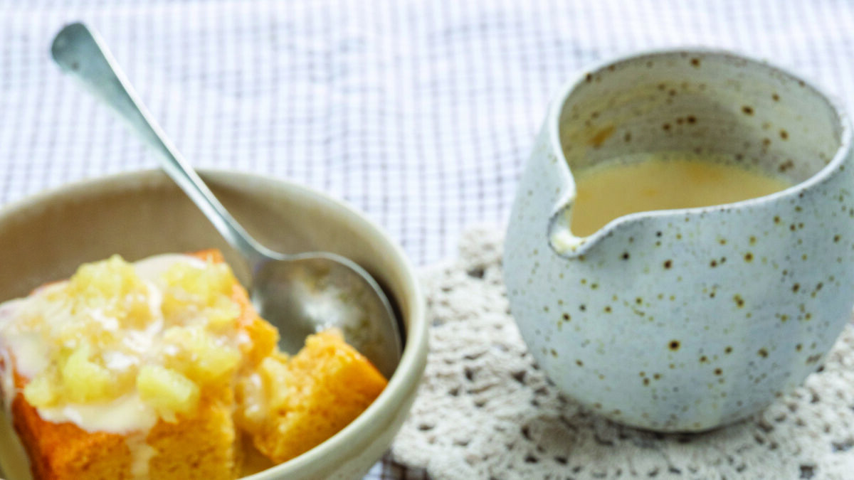 Apple & Custard Traybake