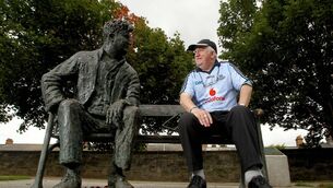 <p>TAKE A PEW: Dublin fan Johnny Sheridan from Blanchardstown sits beside the Brendan Behan statue Pic: ©INPHO/James Crombie  </p>