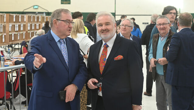 <p>Noel O'Flynn with his son Cork TD Ken O'Flynn at Nemo Rangers during the General Election count in 2024. Picture: Larry Cummins</p>
