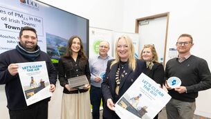 <p>Attending the TownAir air quality talk at De Valera Library are Vaios Moschos, TownAir; Shona Brid O’Sullivan, TownAir; John Wegner, TownAir; Cllr Mary Howard, cathaoirleach of Ennis MD; Anne O’Sullivan, senior engineer, Transportation Road Design, Clare County Council; and Brendan Flynn, senior executive engineer, Environment Department, Clare County Council. Picture: Eamon Ward.</p>