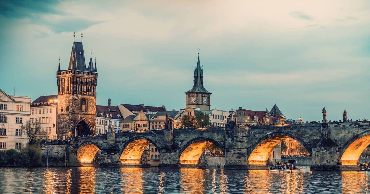 Watch: Trams, tickets and Czech beer — the Irish Examiner's travel tips for Irish fans in Prague