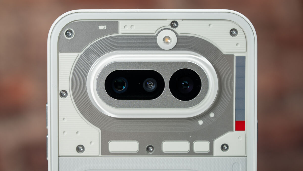 The new 3.5x periscope zoom camera captures impressive detail well beyond its price range. Picture: Noel Campion. The new 3.5x periscope zoom camera captures impressive detail well beyond its price range. Picture: Noel Campion.