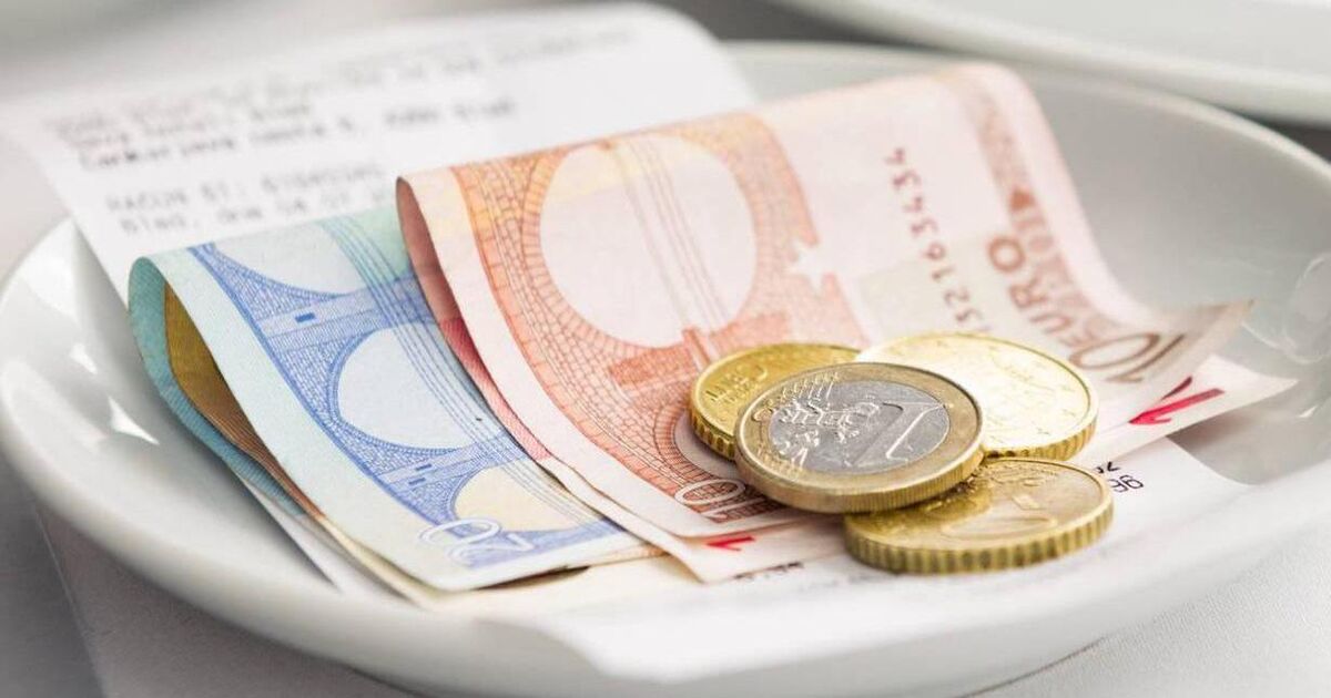 Irish consumers 'bracing themselves for a major hit to their spending power'