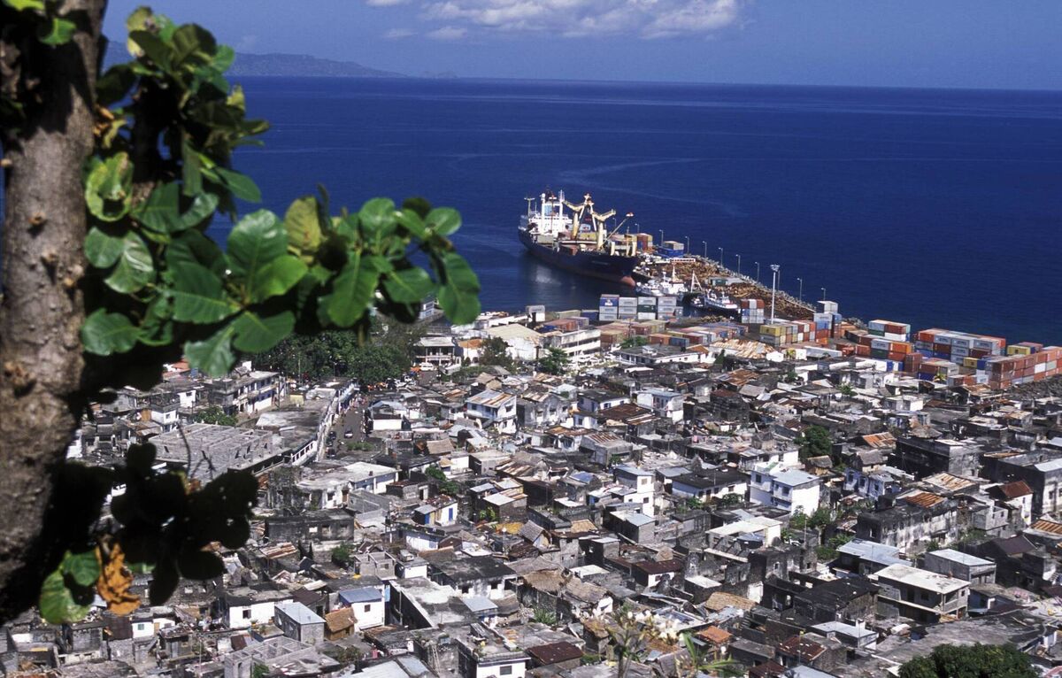 The city of Moutsamudu on the Island of Anjouan on the Comoros Islands in the Indian Ocean in Africa. The city of Moutsamudu on the Island of Anjouan on the Comoros Islands in the Indian Ocean in Africa.