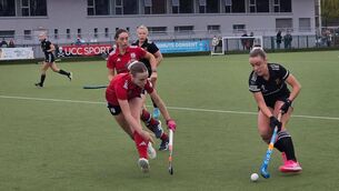 <p>UCC's Lauren Cripps take on the Harlequins defence during their EYHL Division Two clash at the Mardyke.</p>