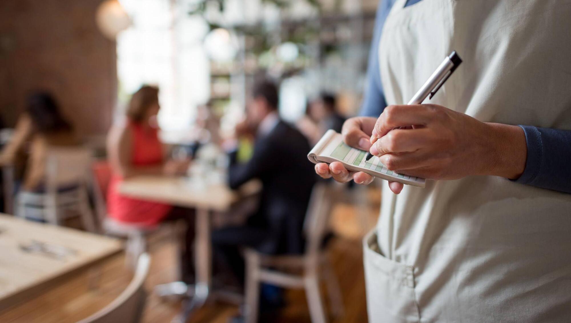 ESRI: Minimum wage increases did not result in low-pay job losses