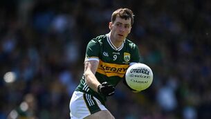 <p>Glenflesk make perfect start as Barry Dan O'Sullivan makes welcome return for Dingle.</p>