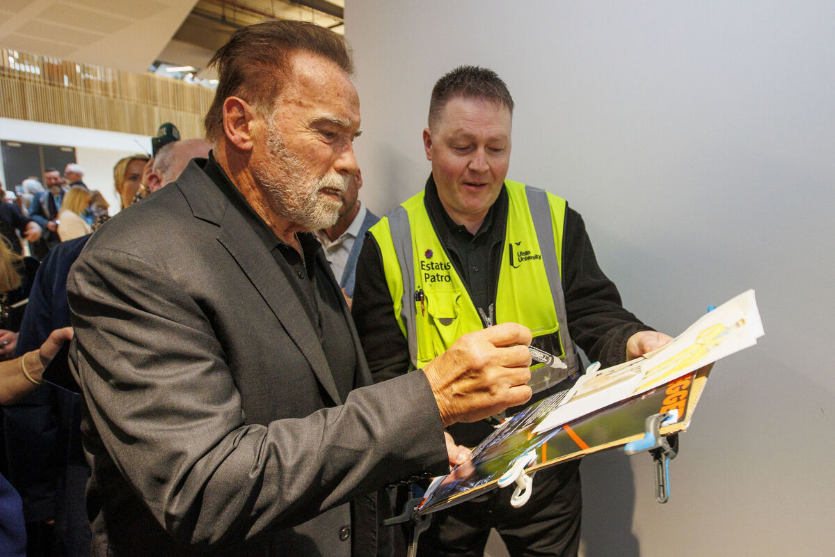 Arnold Schwarzenegger signs his autograph to drawings Simon Aldworth created of him 40 years ago. Picture: Liam McBurney/PA Wire Arnold Schwarzenegger signs his autograph to drawings Simon Aldworth created of him 40 years ago. Picture: Liam McBurney/PA Wire
