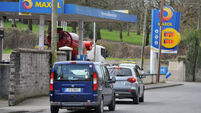 Wholesale gas prices drop 10% despite lack of EU price cap agreement