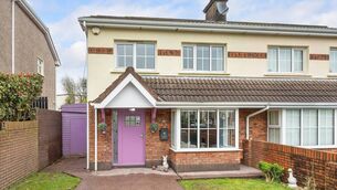 <p>127 Curragh Woods</p>