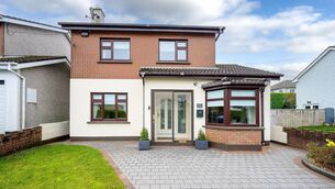 <p>22 Rosegarth, Donnybrook</p>