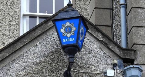 Garda lantern sign