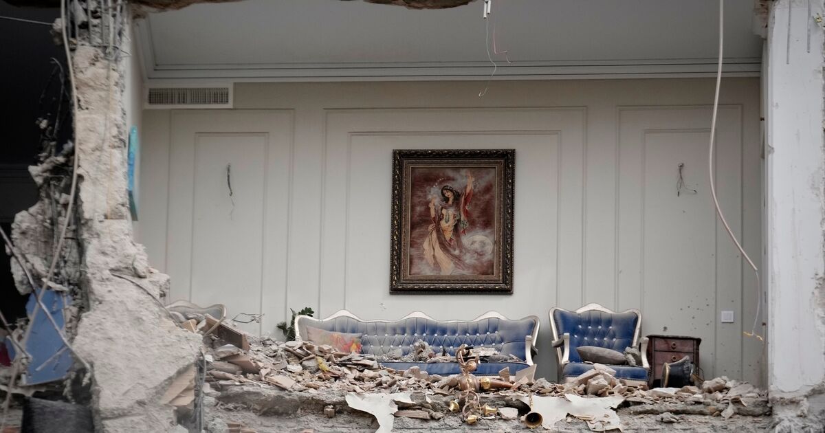 Donald Trump claims Iran's president has asked US for a ceasefire