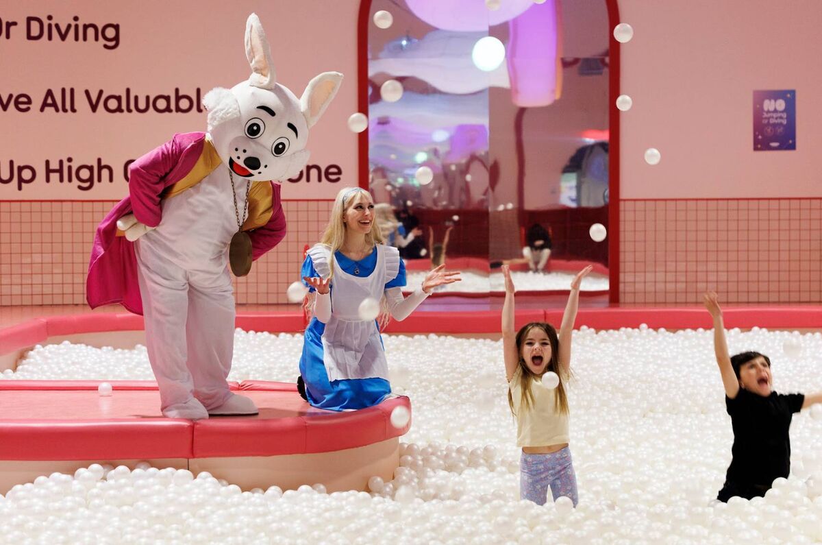  Dream Point’s Alice’s Wonderland immersive venue takeover is complete.