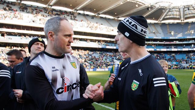 <p>MASTER AND COMMANDER: Michael Murphy and Jim McGuinness shake hands after the Division 1 final win. Pic: Tom Maher/Inpho</p>