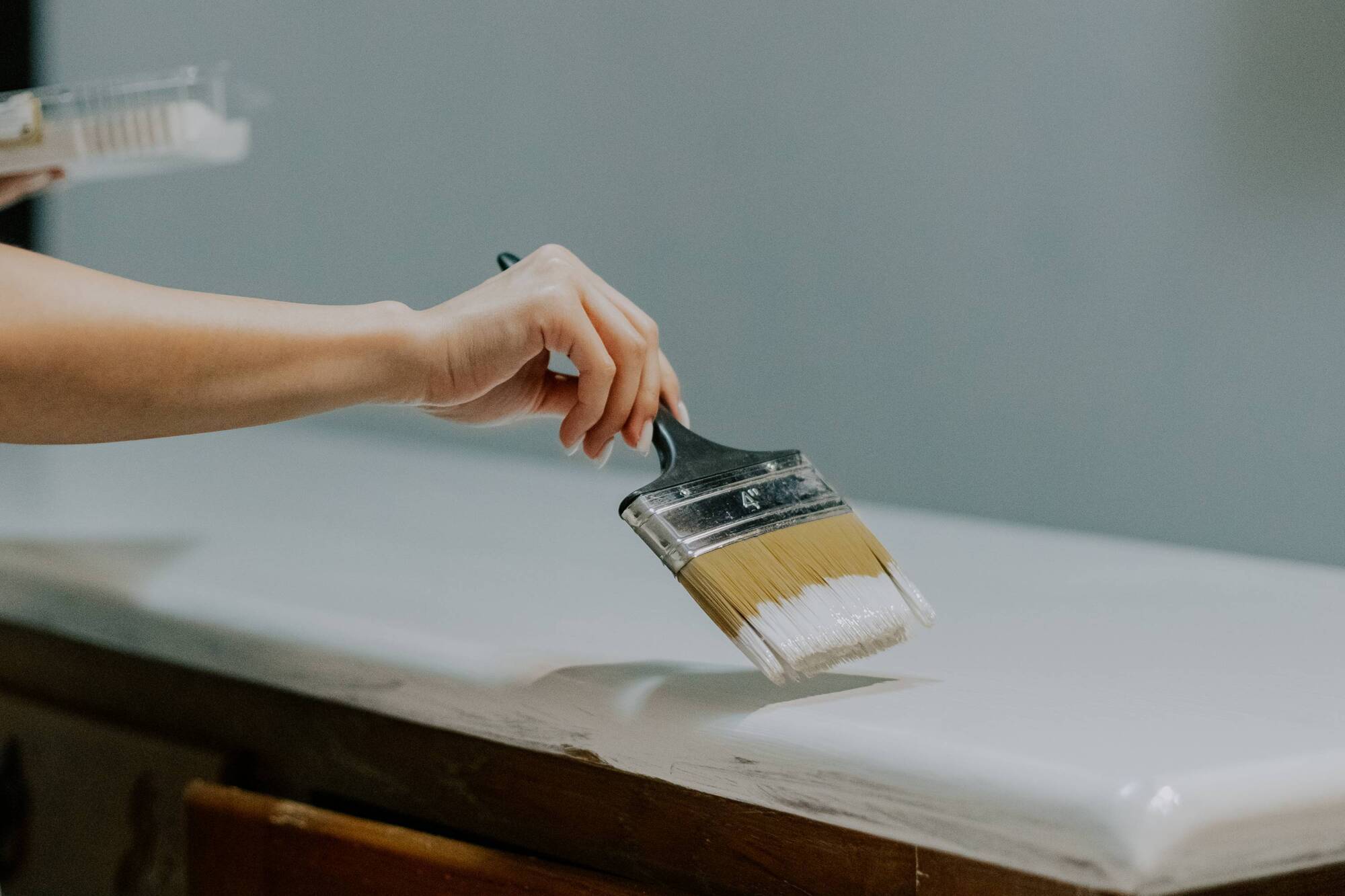 Fixing wall scuffs and cracks: A guide to invisible repairs