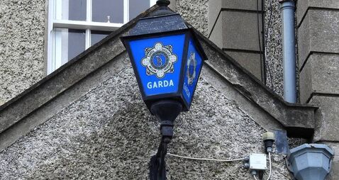 Garda lantern sign