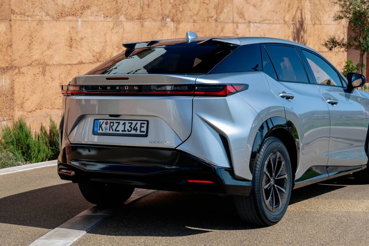 The Lexus RZ 500e is exceptionally planted on the road and therefore inspires a great deal of faith in its roadholding.