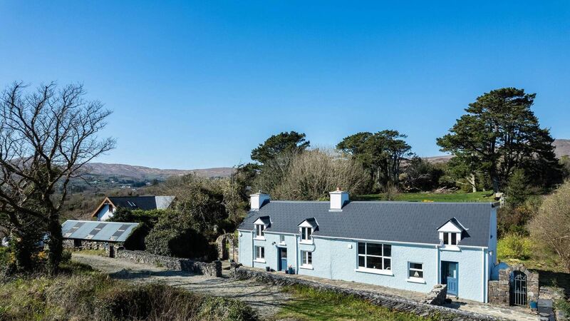 Life on a blue lagoon in Ahakista for €595,000