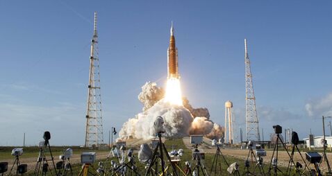 Artemis II Launches Manned Test Flight Around The Moon