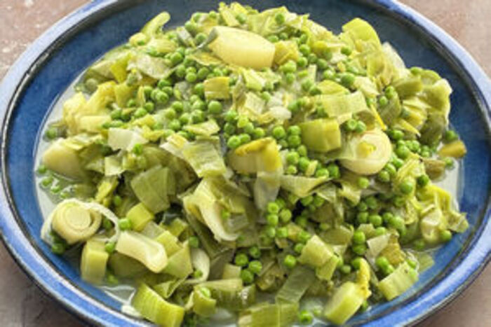 Melted Leeks with Peas