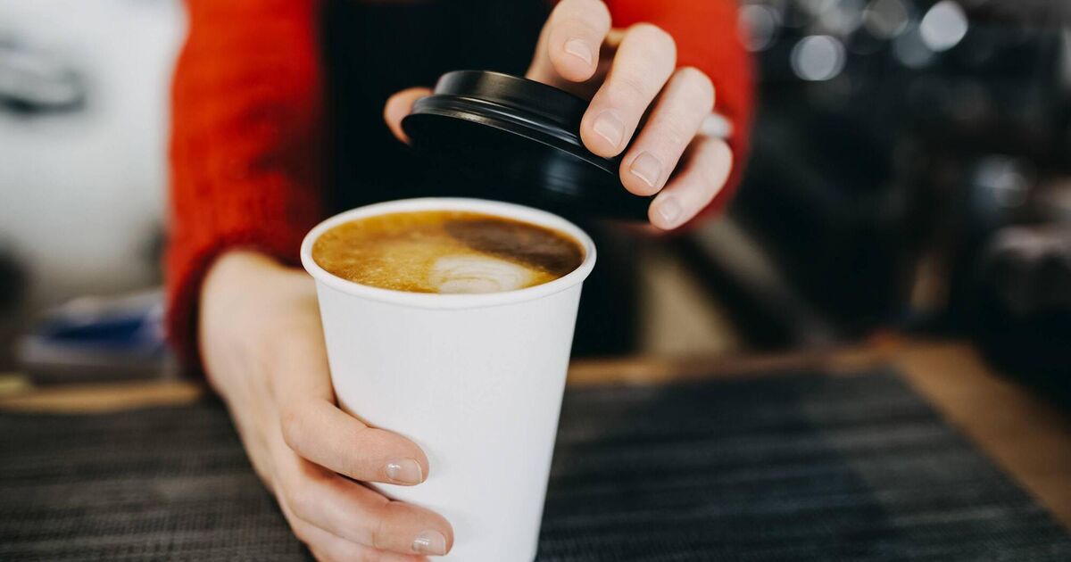 €4 for a coffee is not expensive when you consider it’s a small miracle in a cup