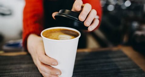 €4 for a coffee is not expensive when you consider it’s a small miracle in a cup