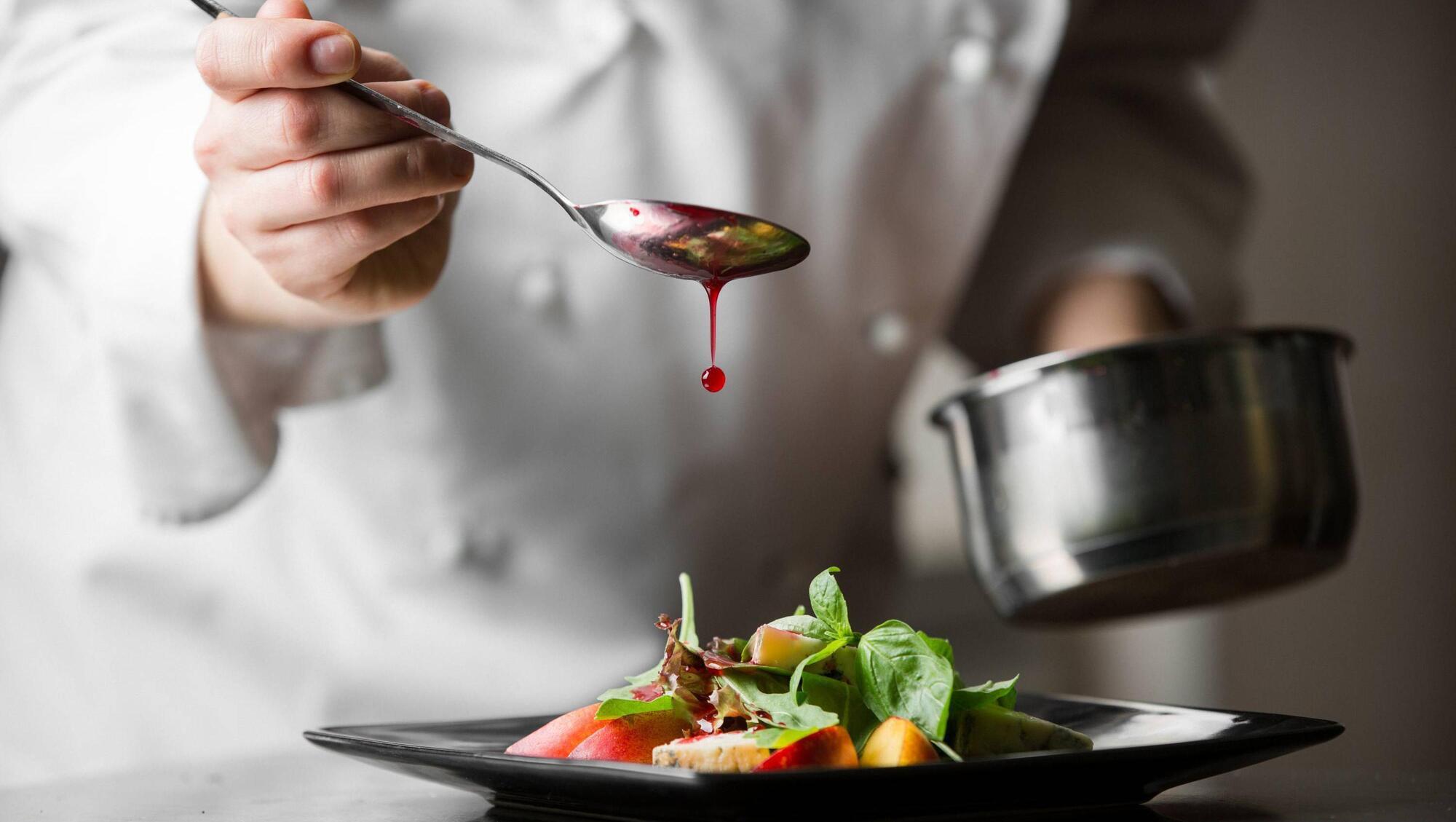 Restaurant told to pay €32,550 after chef dismissed for serving food dropped on floor