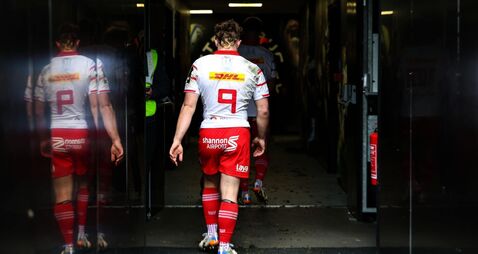 Inpho Craig Casey leaves the field 4/4/2026