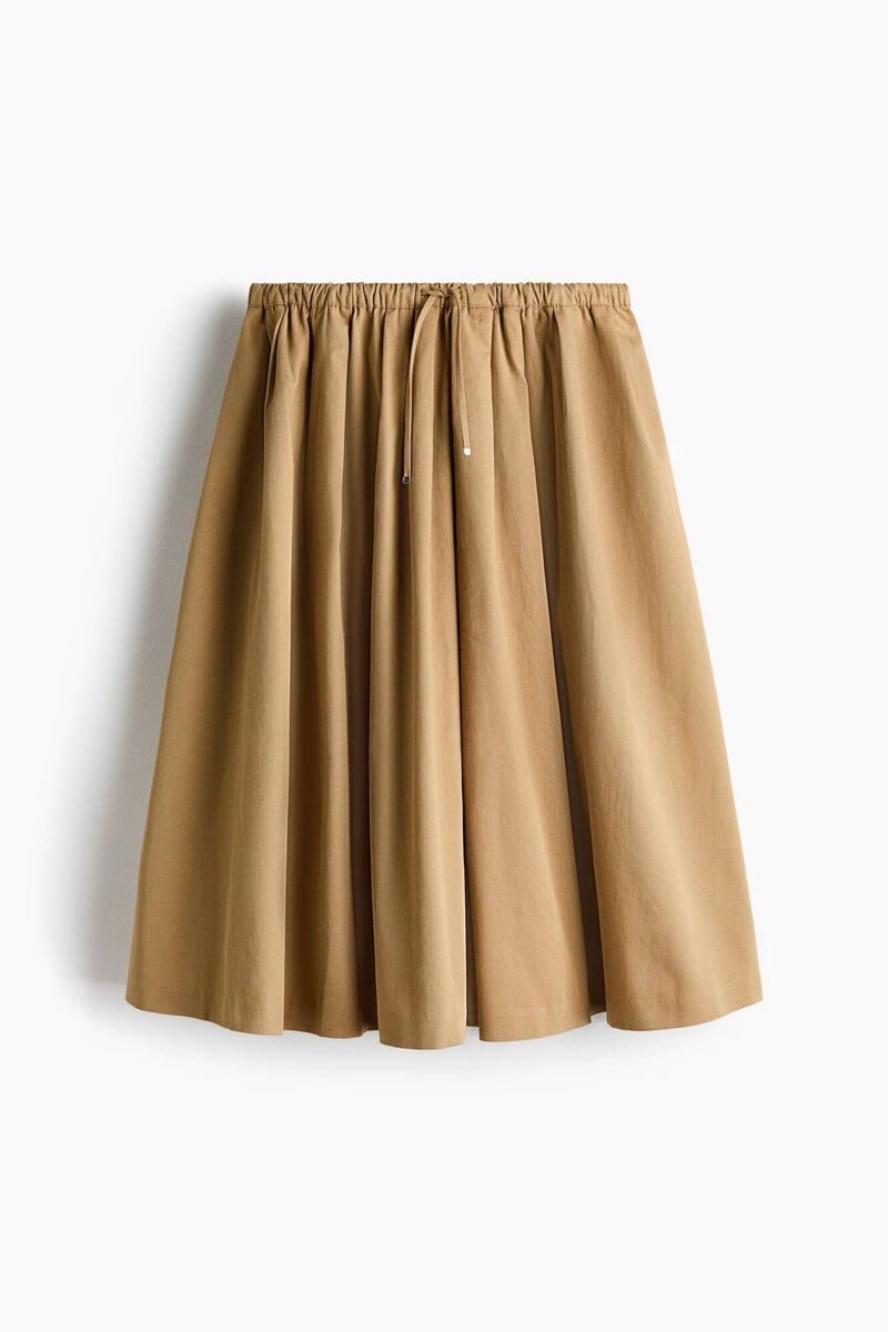 Pleated Twill Skirt, €39.99, H&M Pleated Twill Skirt, €39.99, H&M