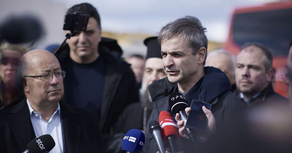 Greece set to ban social media for under-15s from 2027