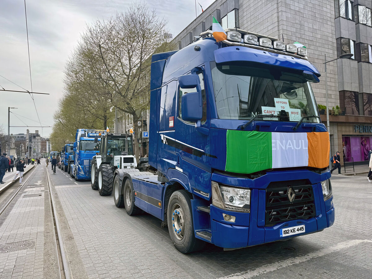 Vehicles taking part in a National Fuel Protest in Dublin. Picture: PA Vehicles taking part in a National Fuel Protest in Dublin. Picture: PA