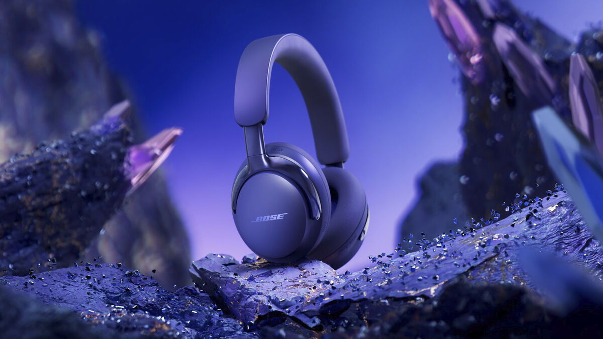 Effective noise cancellation creates a quiet, controlled listening space, even in busy environments. Picture: Bose. Effective noise cancellation creates a quiet, controlled listening space, even in busy environments. Picture: Bose.