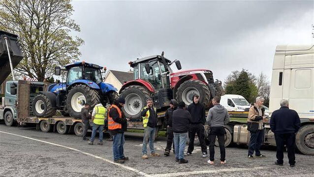<p>Protesters gather at Whitegate oil refinery to protest rising fuel prices. Picture: Noel Sweeney</p>