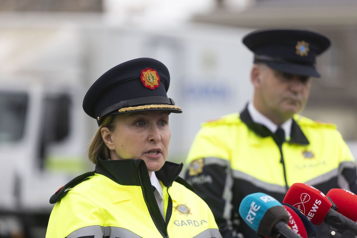 Deputy Commissioner, Operations Shawna Coxon and Garda Press Officer Liam Liam Geraghty speaking to the media regarding ongoing fuel protests around Dublin and the rest of the country, at Garda HQ, Dublin. Photo:Sam Boal/Collins Photos Deputy Commissioner, Operations Shawna Coxon and Garda Press Officer Liam Liam Geraghty speaking to the media regarding ongoing fuel protests around Dublin and the rest of the country, at Garda HQ, Dublin. Photo:Sam Boal/Collins Photos