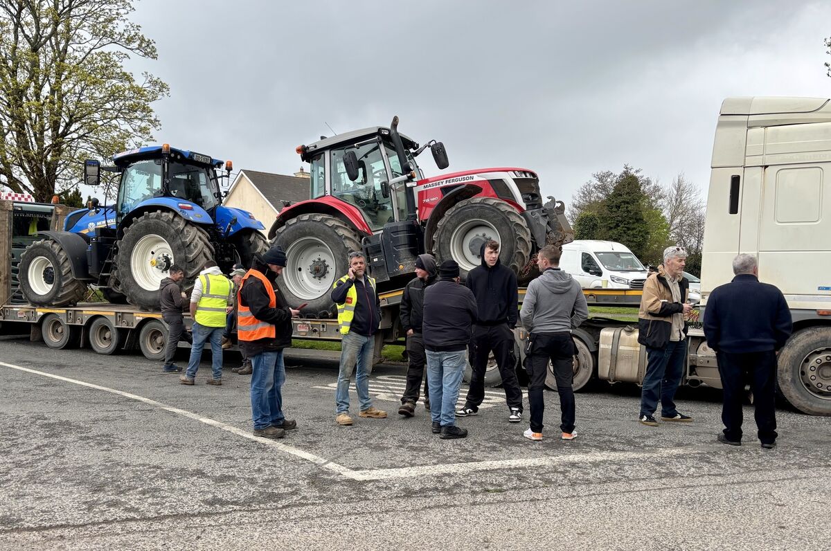 Hauliers Blockage White Pil Refinery. Picture Noel Sweeney