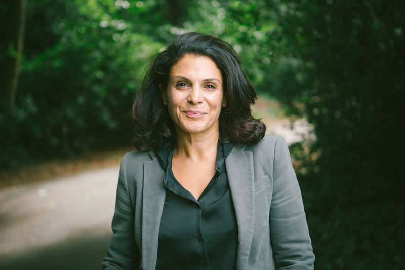 Psychotherapist Siobhán Murray is  author of The Burnout Solution