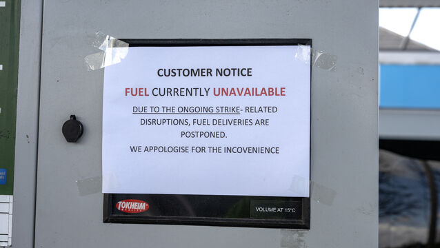 <p>Kellihers filling station in Tralee displaying a sign to say fuel is unavailable. Picture: Domnick Walsh</p>
