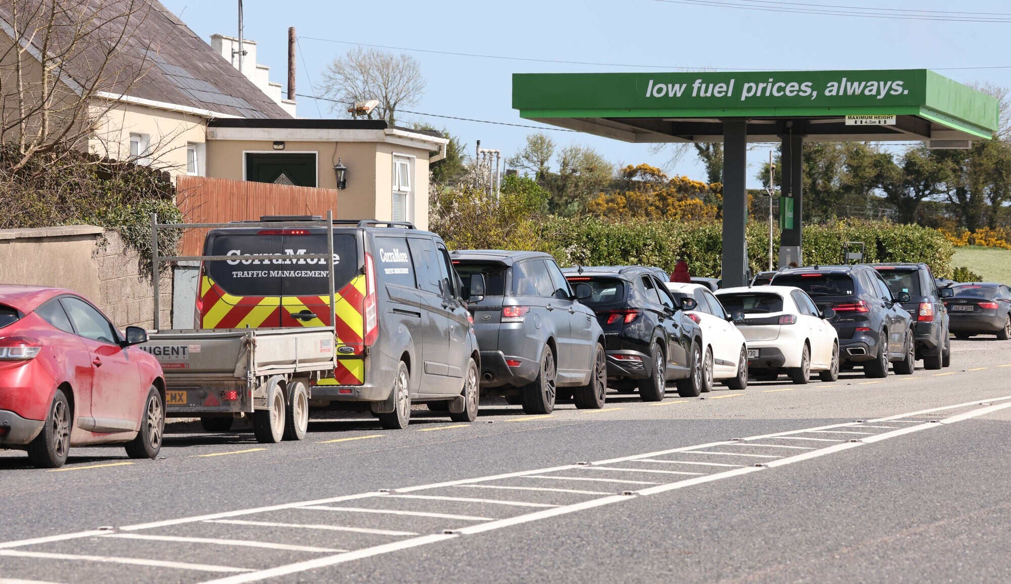 Waiting for tide of public opinion to turn on fuel price protesters is a gamble 