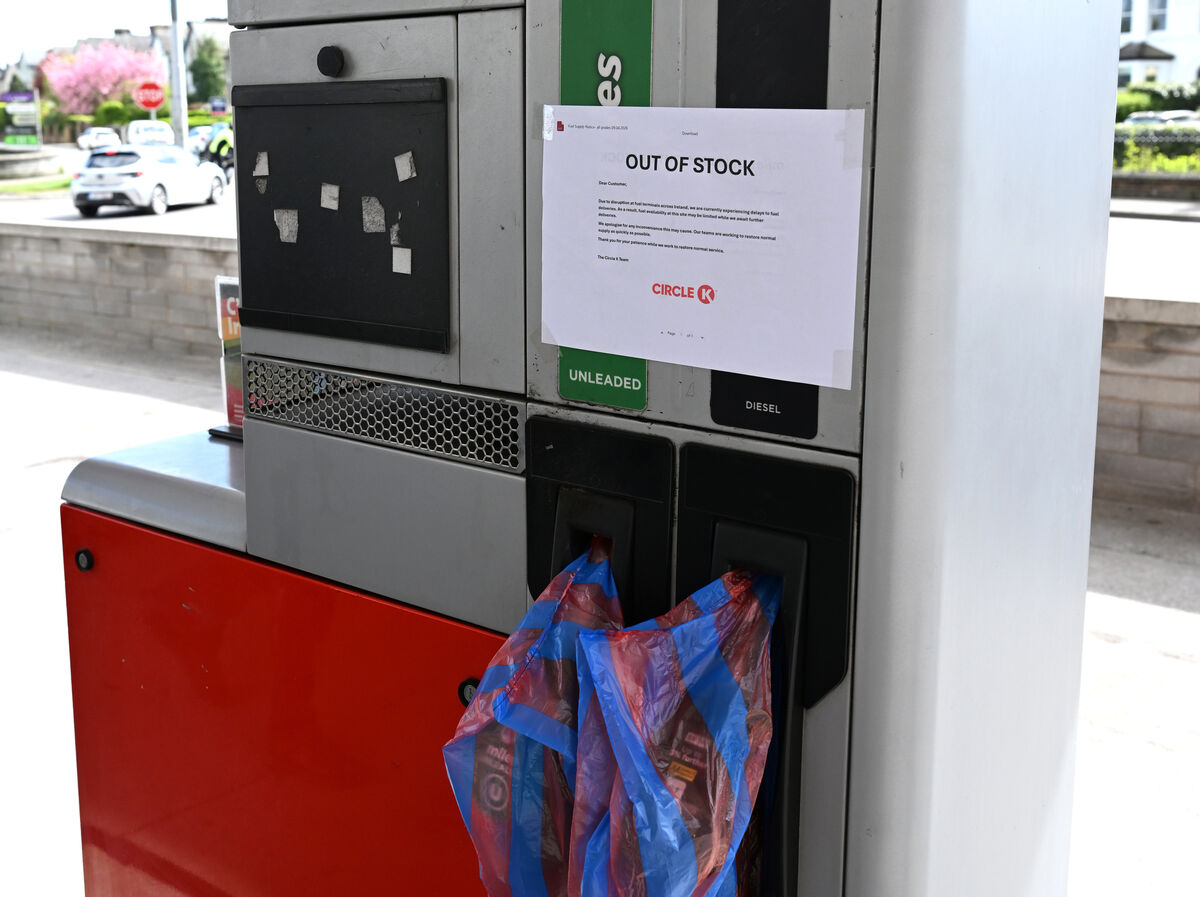 OUT OF STOCK notice from Circle K on the petrol and diesel pumps at Marina Filling Station, Monahan Road, Cork. Picture: Larry Cummins OUT OF STOCK notice from Circle K on the petrol and diesel pumps at Marina Filling Station, Monahan Road, Cork. Picture: Larry Cummins