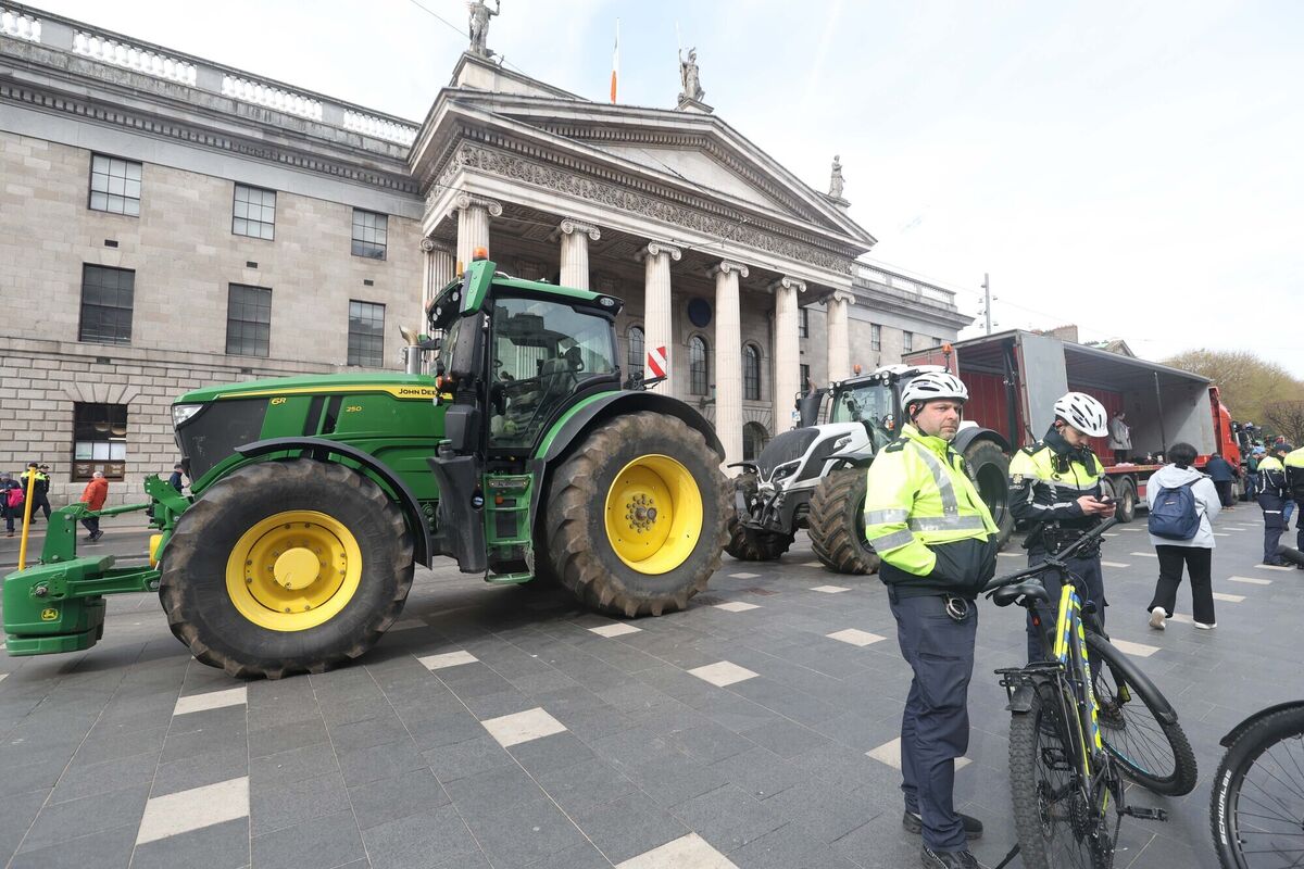 Tractors and trucks parked outside the GPO during a blockade of O'Connell Street on Tuesday. Picture: Eamonn Farrell / RollingNews.ie Tractors and trucks parked outside the GPO during a blockade of O'Connell Street on Tuesday. Picture: Eamonn Farrell / RollingNews.ie