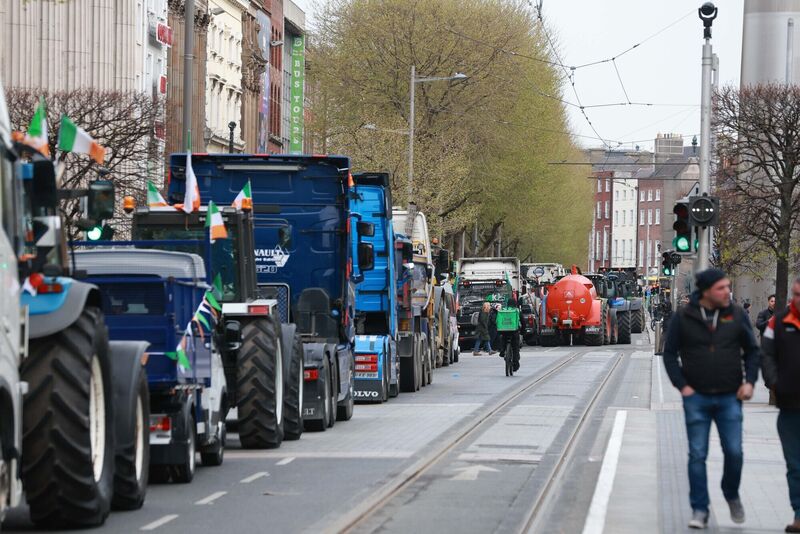 Trucks and tractors continue to block O'Connell Street on Friday as the fuel protest enters the fourth day. Picture: Leah Farrell / RollingNews.ie Trucks and tractors continue to block O'Connell Street on Friday as the fuel protest enters the fourth day. Picture: Leah Farrell / RollingNews.ie