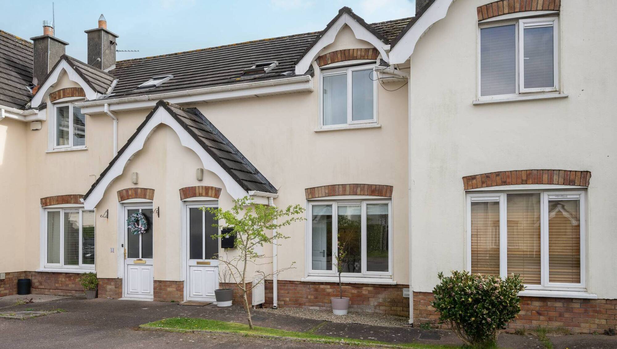 Ballincollig turnkey terraced house a short walk from woodland trails and river views