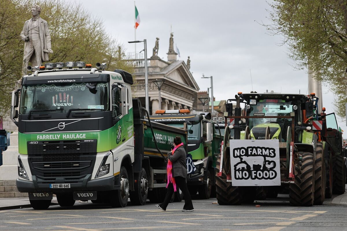 Vehicles take part on the fourth day of a National Fuel Protest against rising fuel prices on O'Connell Street in Dublin. Picture: Liam McBurney/PA Wire