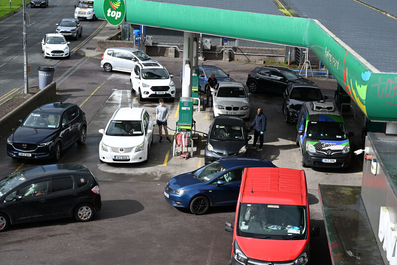 Busy forecourt as motorists fill up at Top service Station, South City Link Road, Cork. Picture: Larry Cummins