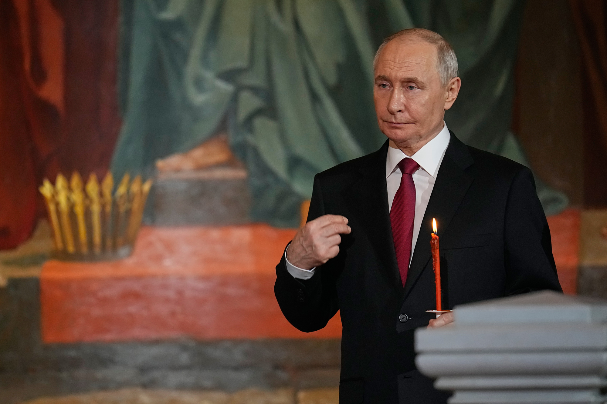 Russia and Ukraine trade blame for violating Orthodox Easter ceasefire