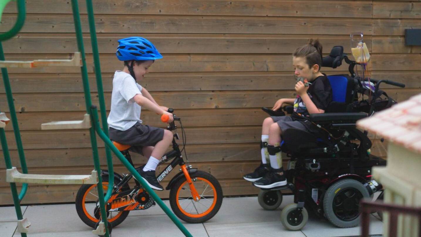 Rare spinal condition added to newborn blood screening test